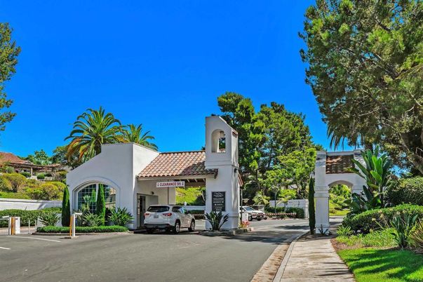 Exterior, Facade, Spanish Mediterranean