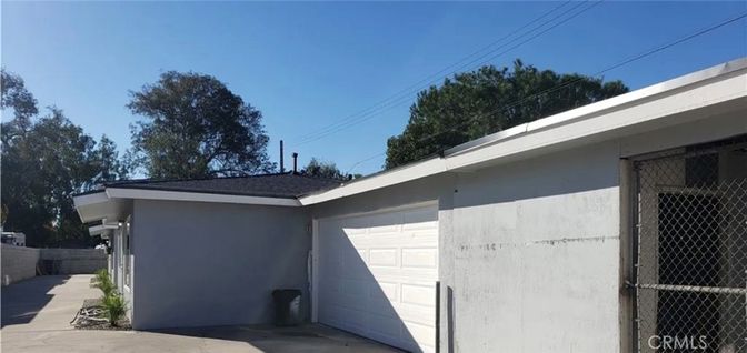 Detached Garage, Exterior