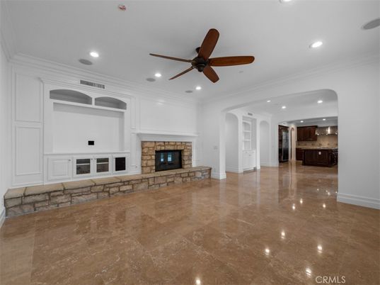 Empty room, Fireplace, Interior, Kitchen, Recessed Lighting