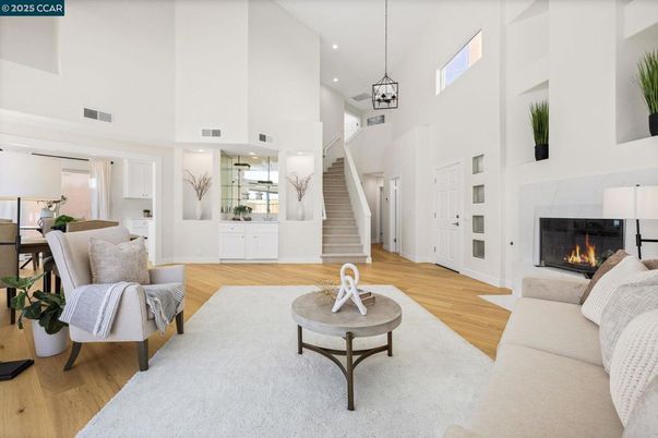 Fireplace, Interior, Living room, Pendant Lights, Recessed Lighting, Wood Texture Flooring