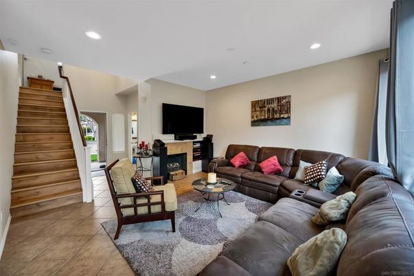 Fireplace, Interior, Living room, Recessed Lighting