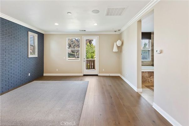 Empty room, Interior, Pendant Lights, Recessed Lighting, Wood Texture Flooring