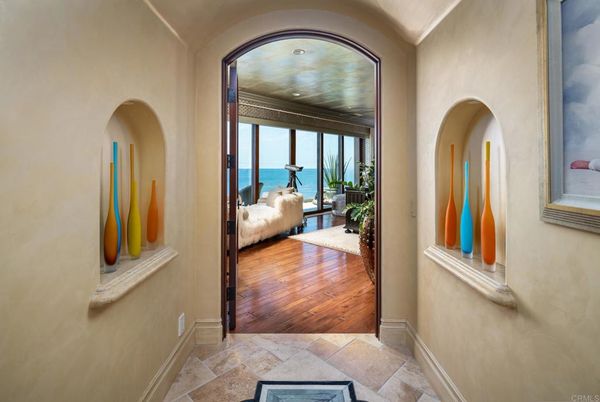 Interior, Recessed Lighting, Water, Wood Texture Flooring