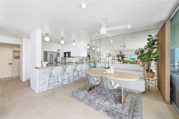 Dining room, Interior, Kitchen, Recessed Lighting, Stainless Steel Appliances