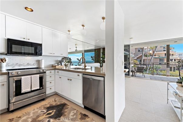 Interior, Kitchen, Recessed Lighting, Stainless Steel Appliances, Water