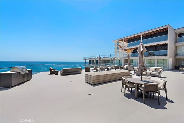 Exterior, Pool, Water