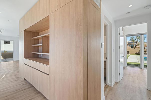 Interior, Recessed Lighting, Wood Texture Flooring