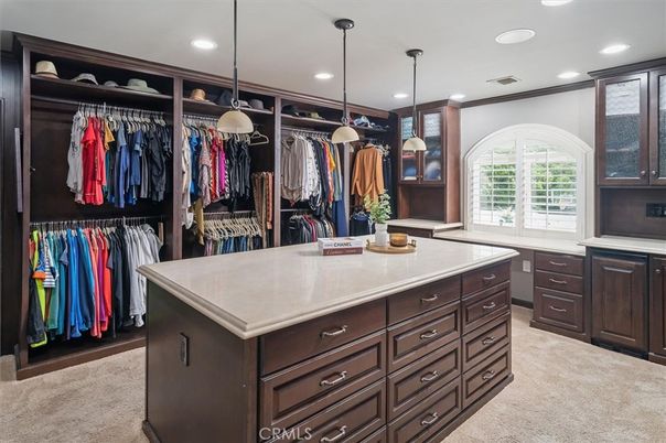 Interior, Pendant Lights, Recessed Lighting, Walk-in Closets
