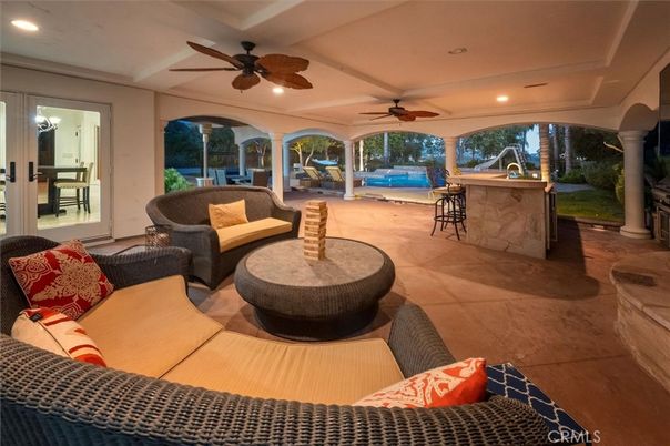 Exterior, Recessed Lighting