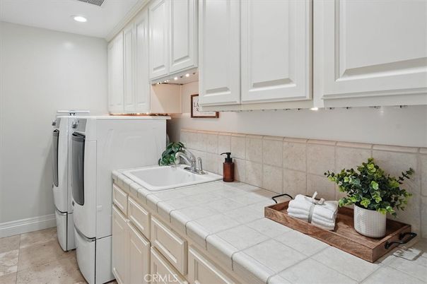 Interior, Recessed Lighting, Washer