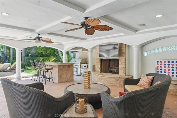 Exterior, Fireplace, Recessed Lighting