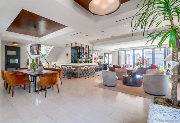 Dining room, Interior, Living room, Pendant Lights, Recessed Lighting