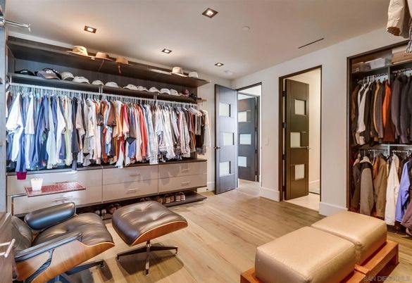 Interior, Recessed Lighting, Walk-in Closets, Wood Texture Flooring