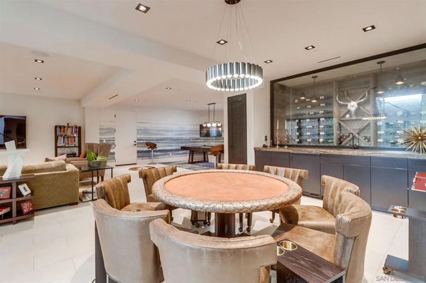 Dining room, Interior, Living room, Pendant Lights, Recessed Lighting