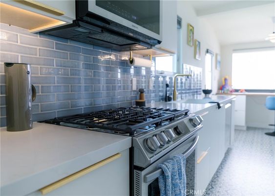Interior, Kitchen, Stainless Steel Appliances