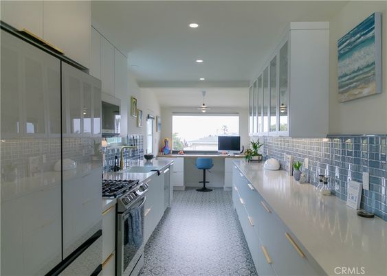 Interior, Kitchen, Recessed Lighting