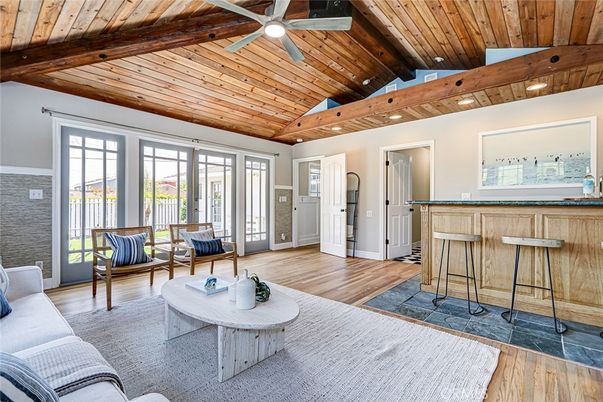 Interior, Living room, Recessed Lighting, Wooden Beams, Wooden Ceilings, Wood Texture Flooring