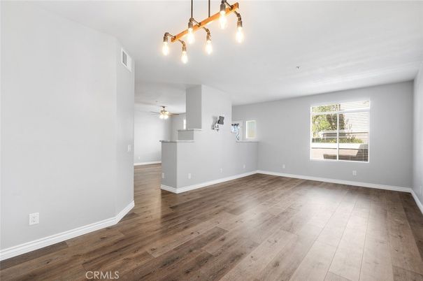 Empty room, Interior, Pendant Lights, Wood Texture Flooring