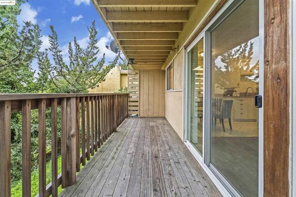Exterior, Wood Texture Flooring