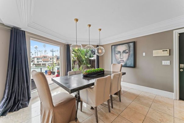Dining room, Interior, Pendant Lights