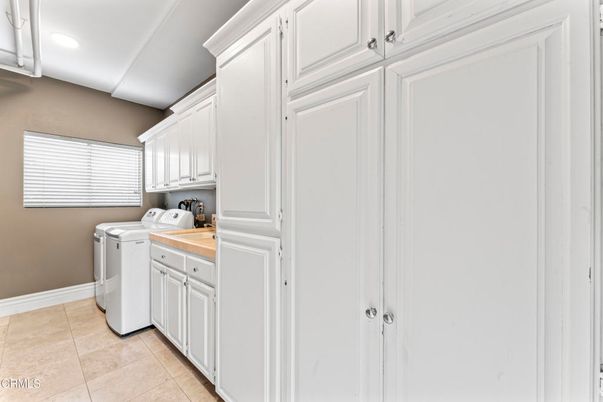 Interior, Recessed Lighting, Washer