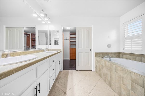 Bathroom, Dual Sink Vanities, Interior, Tile Countertops