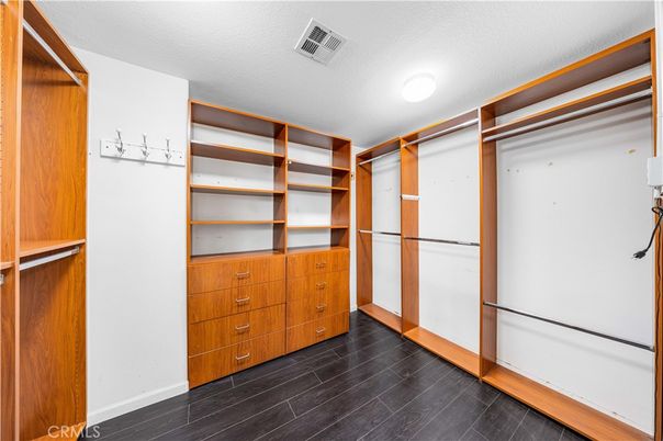 Interior, Walk-in Closets, Wood Texture Flooring