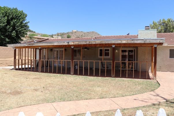 Backyard, Exterior
