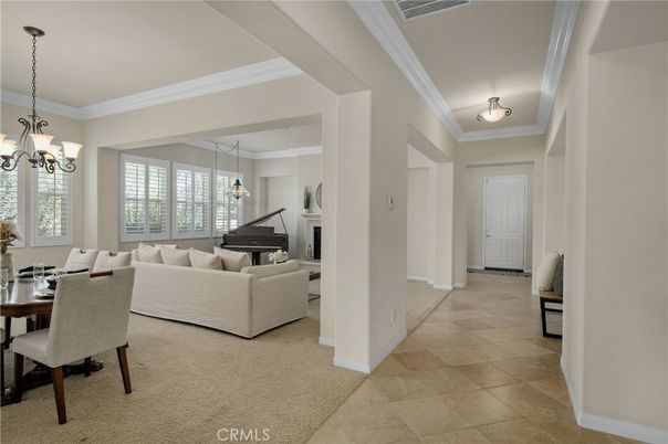 Chandelier, Dining room, Interior, Living room, Pendant Lights, Piano
