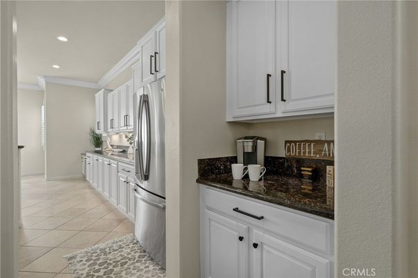 Interior, Kitchen, Recessed Lighting, Washer