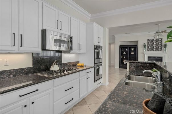 Fireplace, Interior, Kitchen