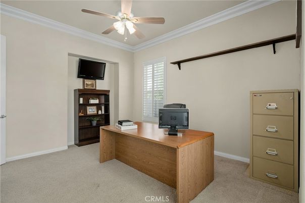 Home Office, Interior