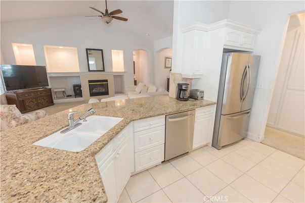 Fireplace, Interior, Kitchen