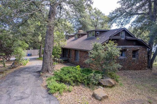 Exterior, Facade, Brick Facade, Log Home