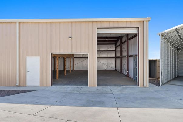 Detached Garage, Exterior