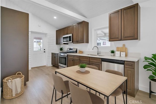 Dining room, Interior, Kitchen, Recessed Lighting, Stainless Steel Appliances, Wood Texture Flooring