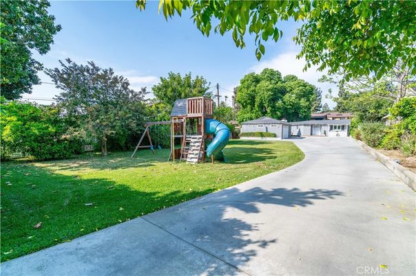 Backyard, Exterior, Playground