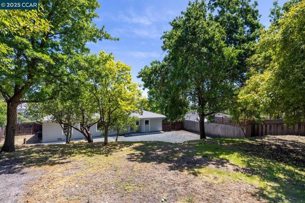Backyard, Detached Garage, Exterior