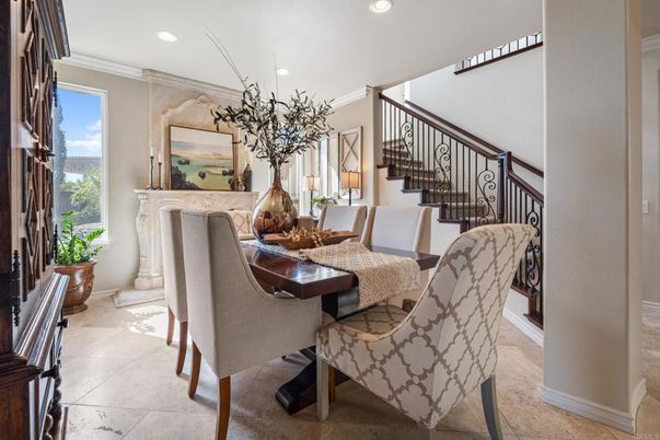 Dining room, Interior, Recessed Lighting