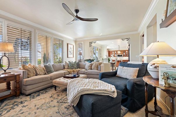 Interior, Living room, Pendant Lights, Recessed Lighting
