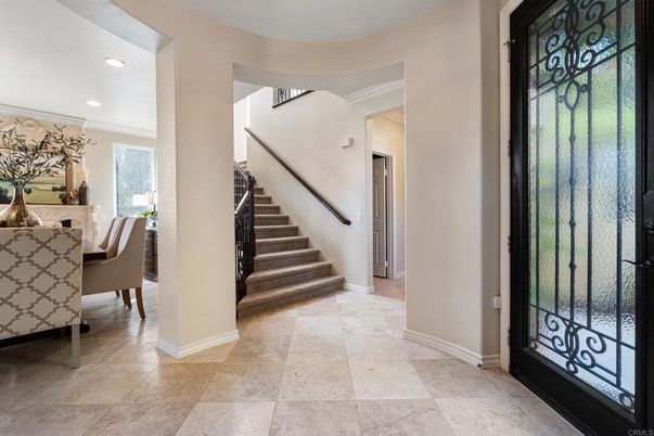Dining room, Interior, Recessed Lighting