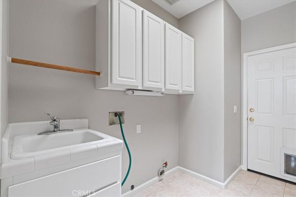 Bathroom, Interior, Tile Countertops