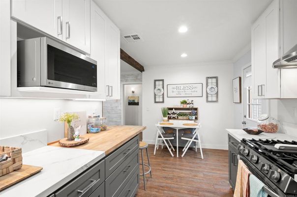 Dining room, Interior, Kitchen, Recessed Lighting, Stainless Steel Appliances, Wooden Beams, Wood Texture Flooring