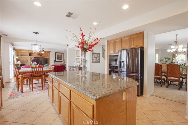 Chandelier, Dining room, Interior, Kitchen, Pendant Lights, Recessed Lighting, Stainless Steel Appliances