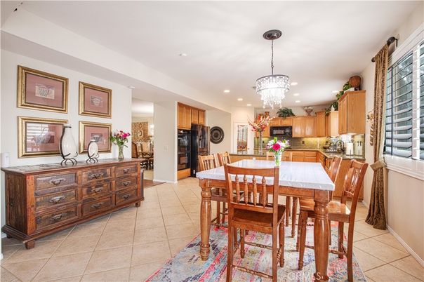 Chandelier, Dining room, Interior, Kitchen, Recessed Lighting