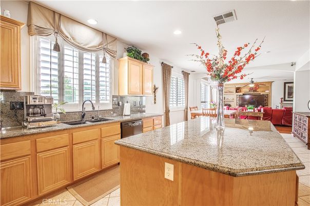 Dining room, Interior, Kitchen, Recessed Lighting, Stainless Steel Appliances