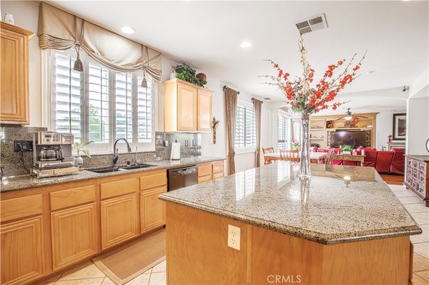 Dining room, Interior, Kitchen, Recessed Lighting, Stainless Steel Appliances