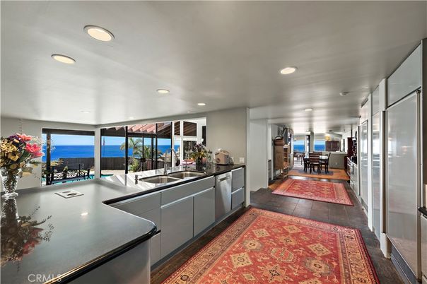 Interior, Kitchen, Recessed Lighting, Water