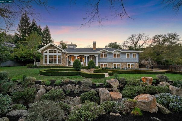 Backyard, Exterior, Facade, French Provincial