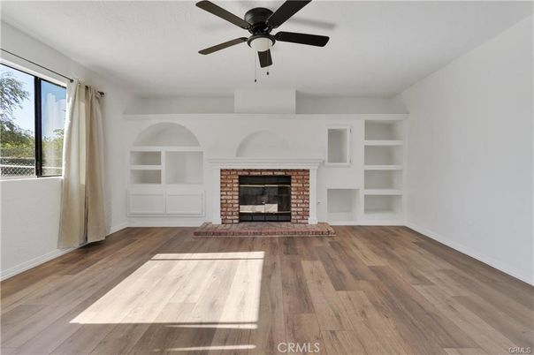 Empty room, Fireplace, Interior, Wood Texture Flooring